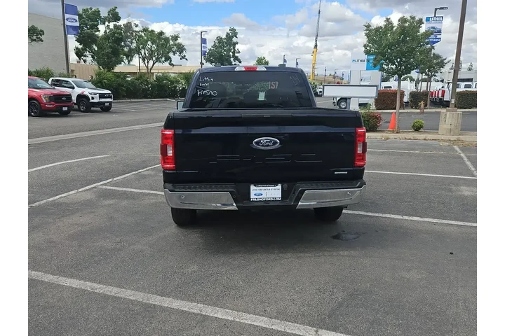 $31000 : Ford F-150 2023 4x2 XL 4dr S image 7