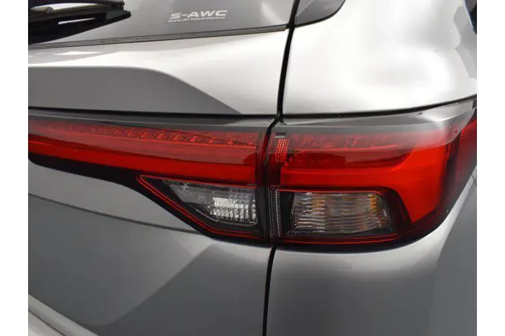 $21826 : Mitsubishi Outlander 2022 AW image 8