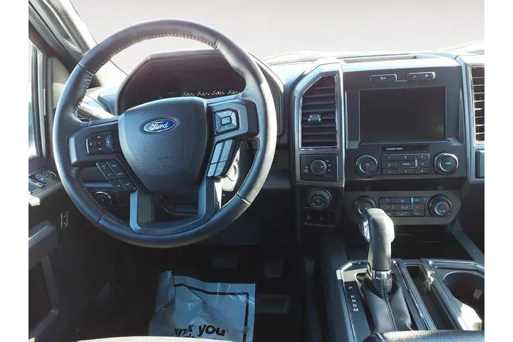 $30588 : Ford F-150 2019 4x4 Lariat 4 image 10