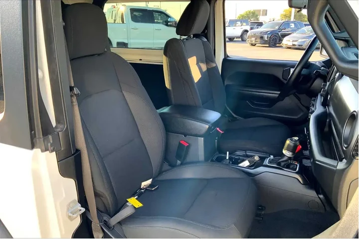 $23798 : Jeep Wrangler 2020 4x4 Sport image 7