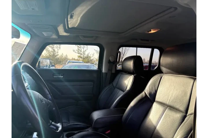 $10950 : 2007 HUMMER H3 Adventure image 10