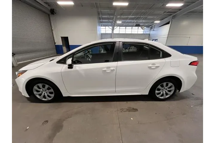 $19473 : Toyota Corolla 2023 LE 4dr S image 6