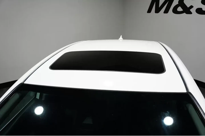 $21075 : 2023 Camry image 4