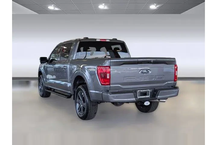 $39698 : Ford F-150 2023 4x4 XLT 4dr image 3