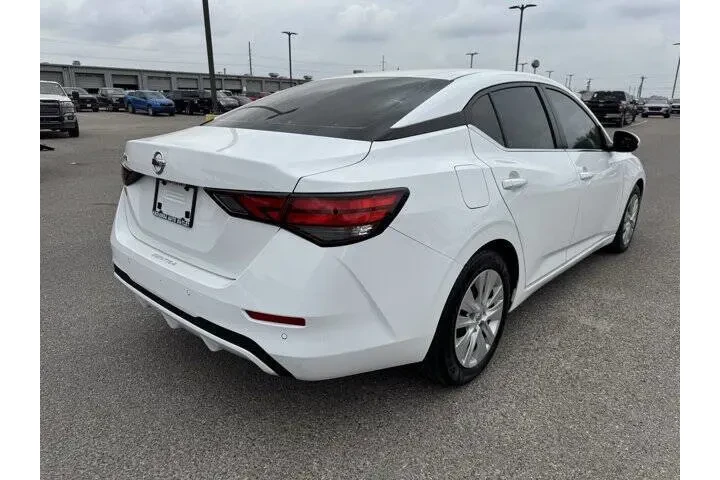 $18857 : 2023 Sentra S image 9