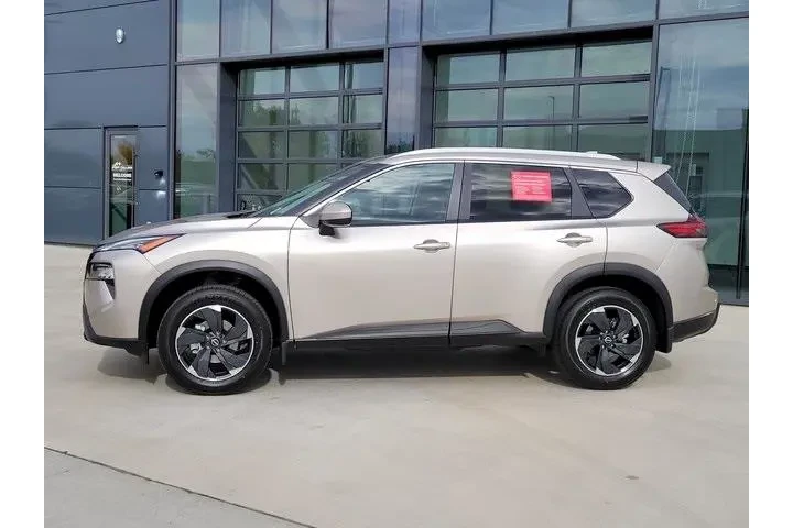 $30985 : Nissan Rogue 2026 image 2