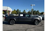 $30228 : Toyota Tacoma 2016 4x2 SR5 V thumbnail