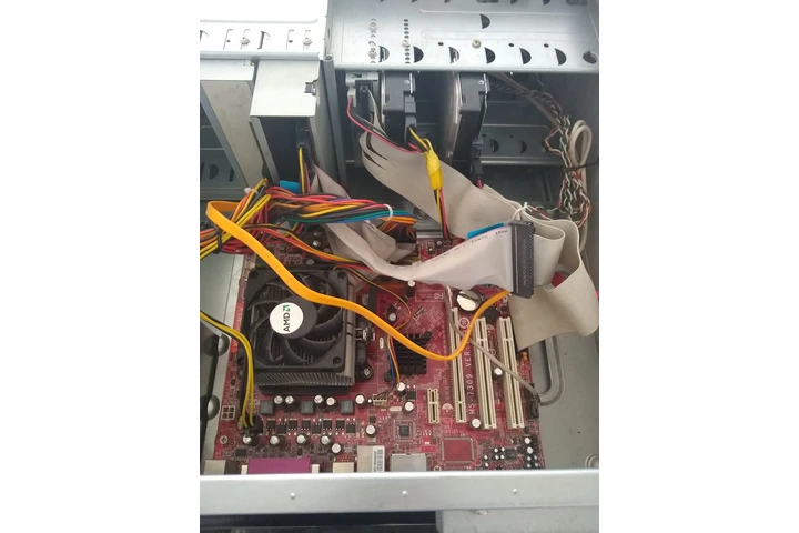 Grupo Mark:reparación pc,etc. image 3