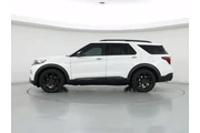 $33998 : Ford Explorer 2020 AWD ST 4d thumbnail