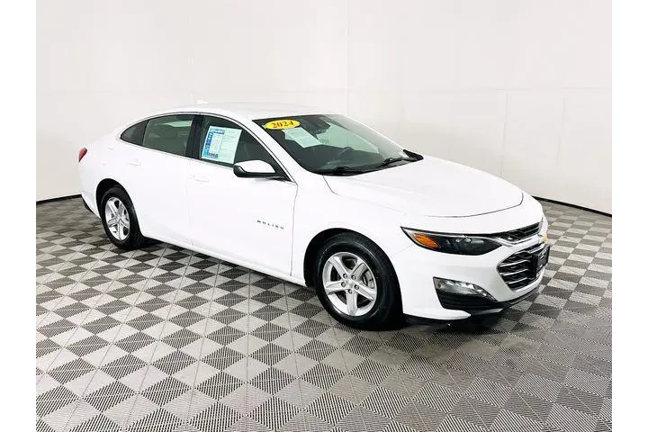 $19775 : Chevrolet Malibu 2024 LT 4dr image 1