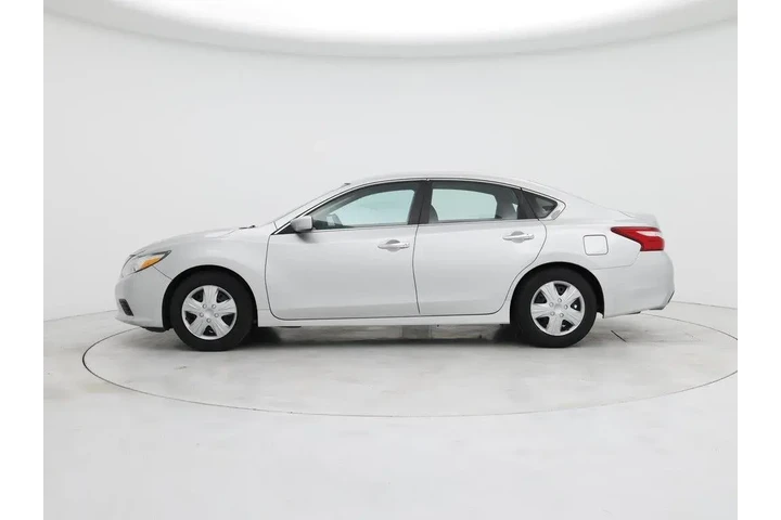 $13599 : Nissan Altima 2016 2.5 4dr S image 3