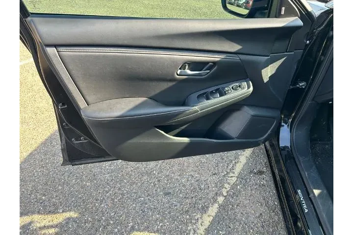 $21992 : Nissan Sentra 2024 SV 4dr Se image 10