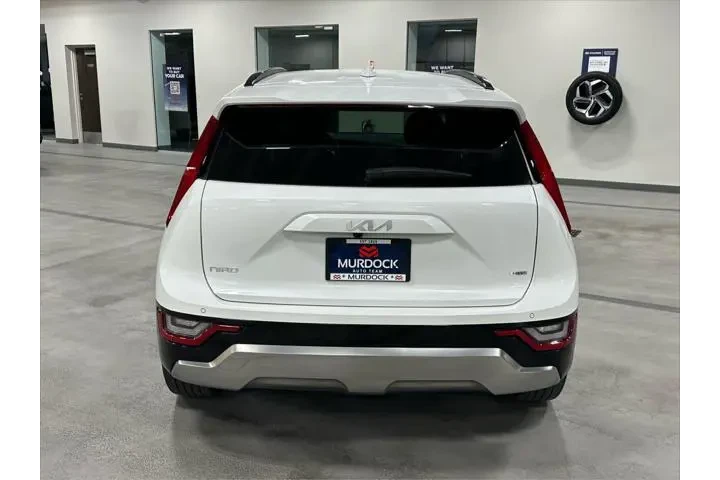 $27700 : Kia Niro 2025 SX Touring 4dr image 5