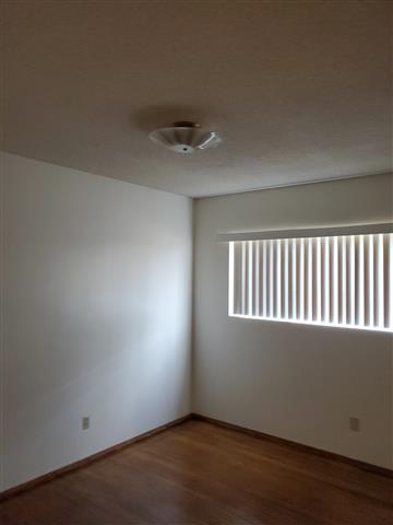 $2150 : 2 bedroom apartment in LA image 3