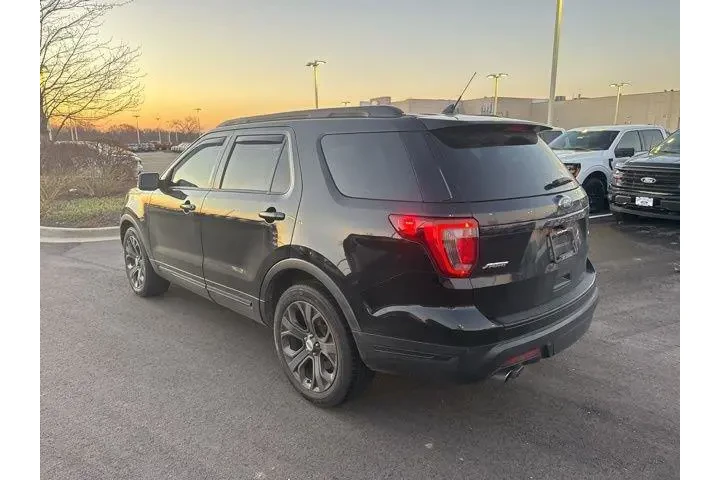 $20000 : Ford Explorer 2018 AWD Sport image 4