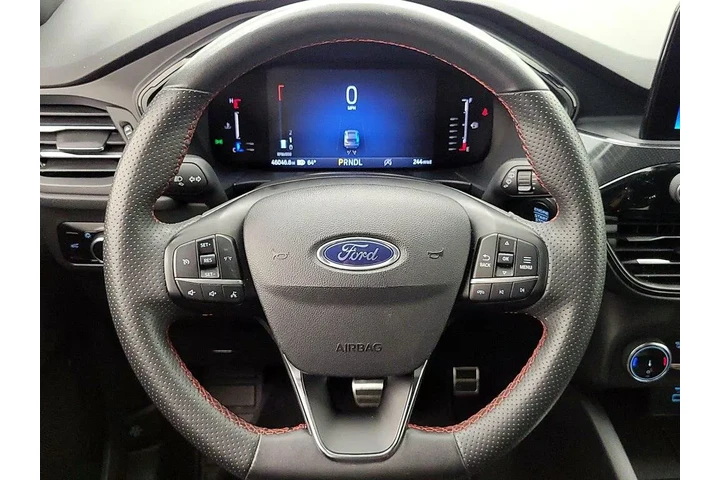 $18998 : Ford Escape 2023 ST-Line 4dr image 10