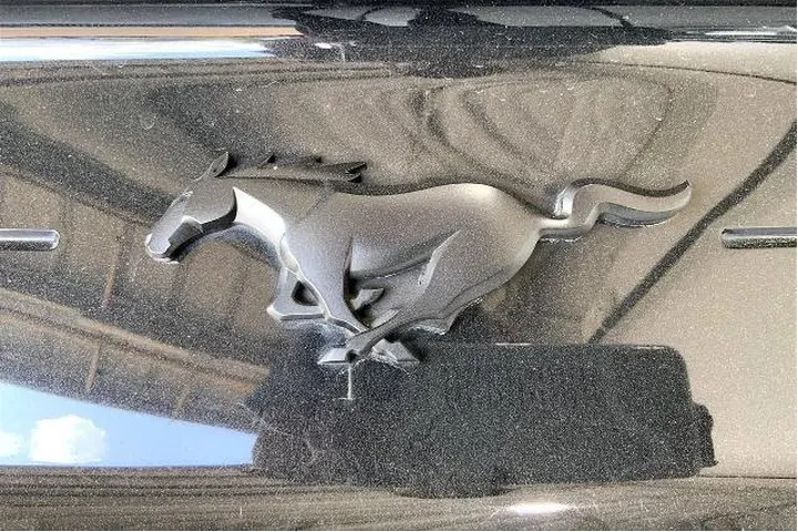 $16811 : Ford Mustang 2018 EcoBoost 2 image 9