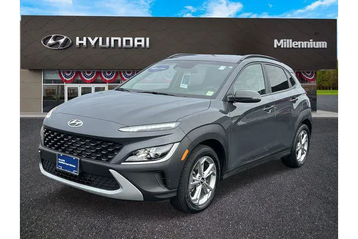 $19498 : Hyundai KONA 2023 AWD SEL 4d image 2