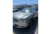 $29900 : Lincoln Nautilus 2021 Reserv thumbnail