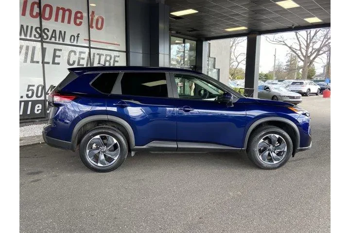 $19444 : Nissan Rogue 2025 AWD SV 4dr image 4