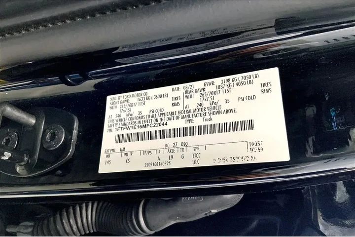 $27291 : Ford F-150 2021 4x4 XL 4dr S image 8