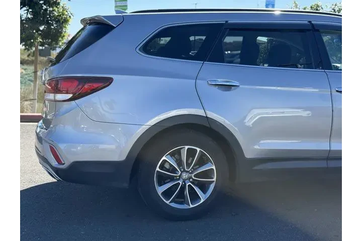 $14991 : Hyundai SANTA FE 2018 SE 4dr image 8