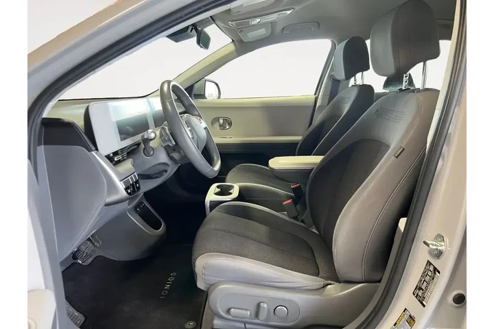 $21000 : Hyundai IONIQ 5 2022 SE 4dr image 2