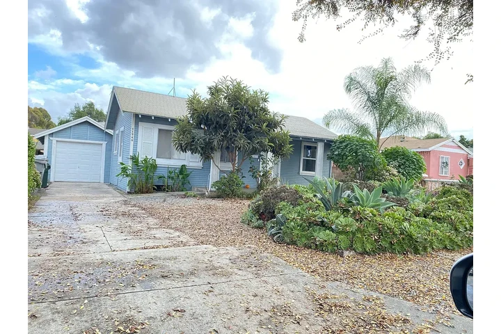 $2000 : RENTO:Harris Ave, Lynwood, CA image 2