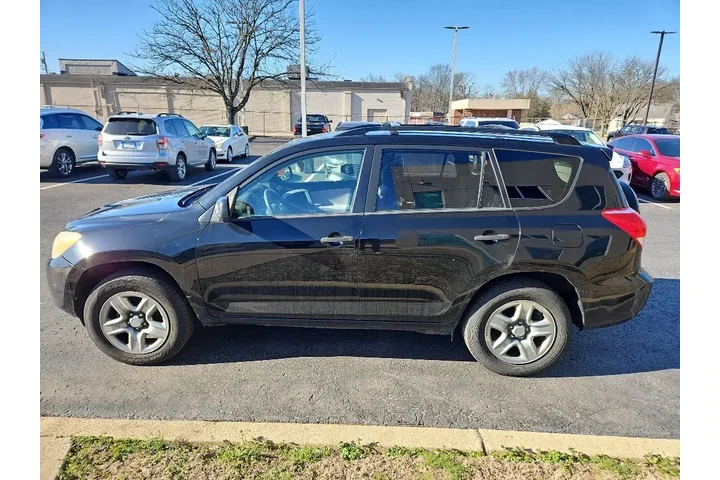 $4994 : Toyota RAV4 2006 4dr SUV image 4