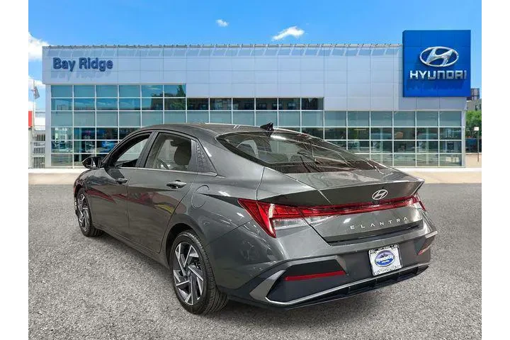 $22063 : Hyundai ELANTRA 2025 SEL Con image 7