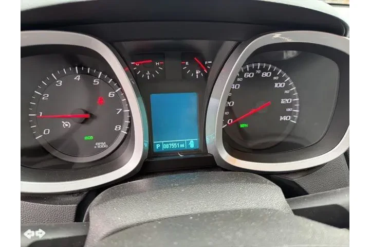 $9876 : Chevrolet Equinox 2015 LS 4d image 9