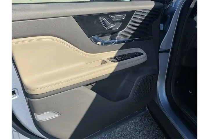 $25595 : Lincoln Corsair 2022 Standar image 8