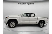 $29492 : Toyota Tacoma 2024 4x2 SR5 4 thumbnail