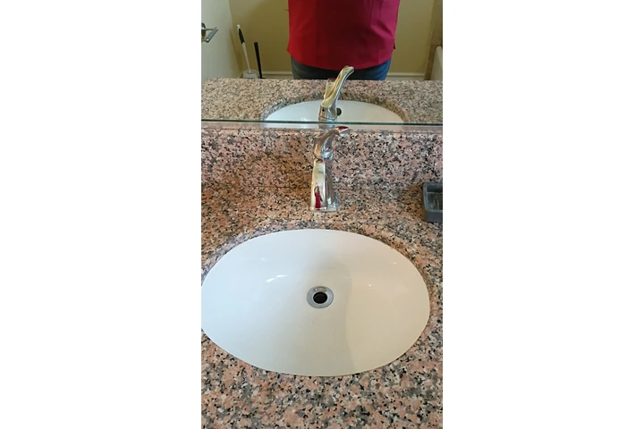 Eli & Will cleaning service image 6