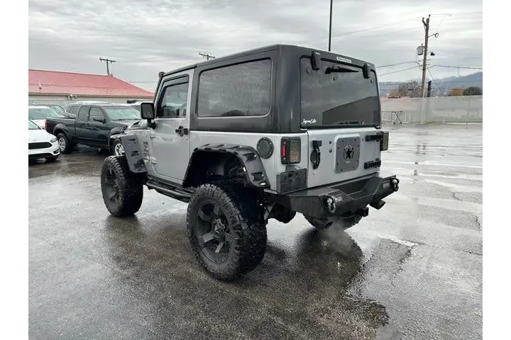 $17250 : Jeep Wrangler 2015 4x4 Sport image 4