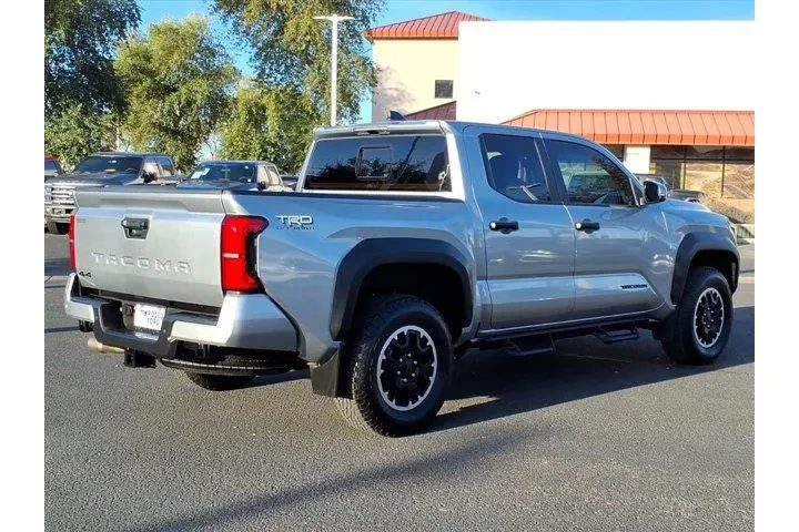 $38900 : Toyota Tacoma 2024 4x4 Limit image 5