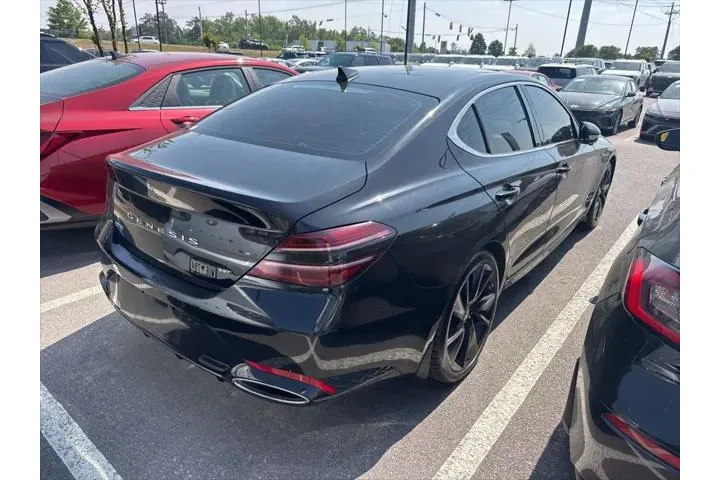 $32788 : Genesis G70 2022 3.3T Standa image 3