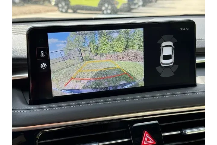 $37835 : Genesis G70 2025 2.5T Standa image 5