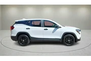 $22608 : GMC Terrain 2024 AWD SLE 4dr thumbnail