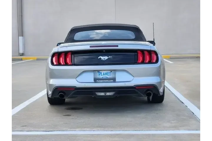 $15926 : Ford Mustang 2020 EcoBoost 2 image 6