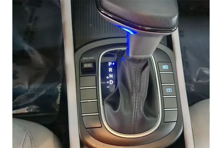 $18700 : Hyundai KONA 2024 SEL 4dr Cr image 10