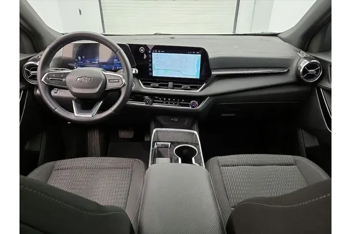 $27998 : Chevrolet Equinox 2025 LT 4d image 9