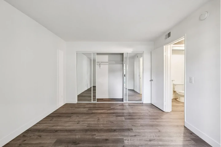 $1100 : Cozy 1-Bedroom and 1-Bathroom image 1