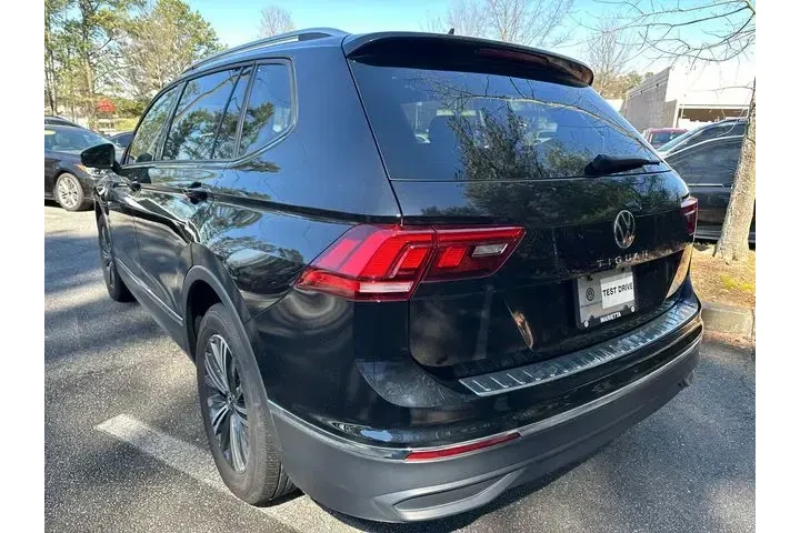 $21996 : Volkswagen Tiguan 2024 Wolfs image 7