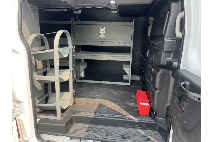 $16900 : 2018 Transit 250 image 10