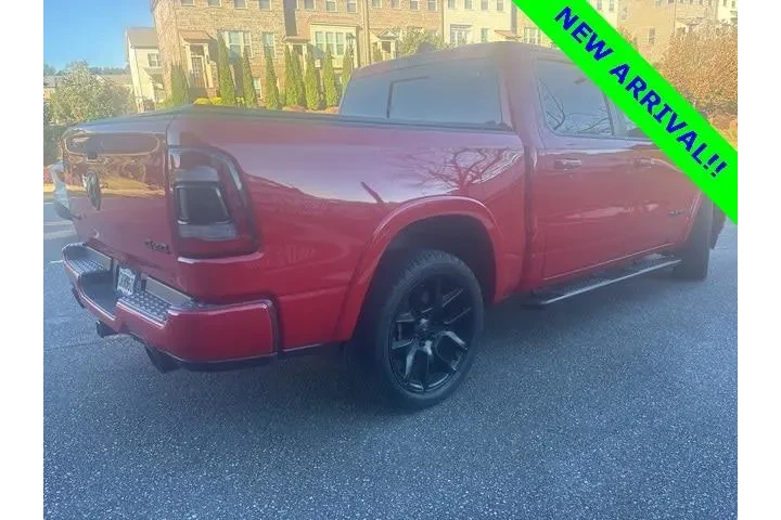 $33139 : Ram 1500 2020 4x4 Laramie 4d image 2