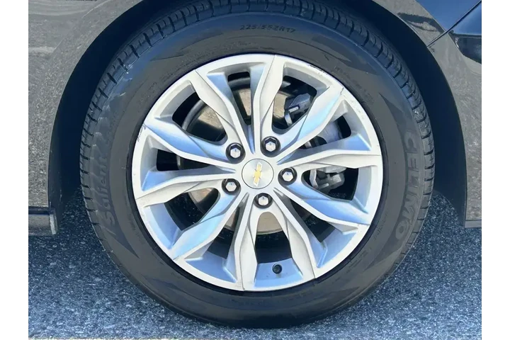 $16395 : Chevrolet Malibu 2023 LT 4dr image 7