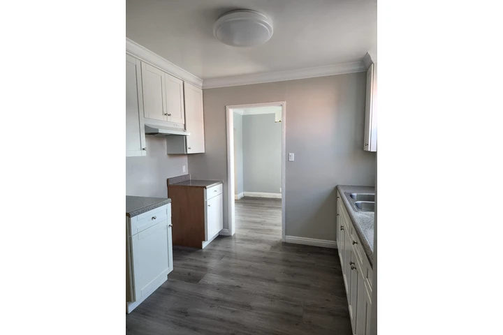 $975 : $975/ cuarto privado image 2