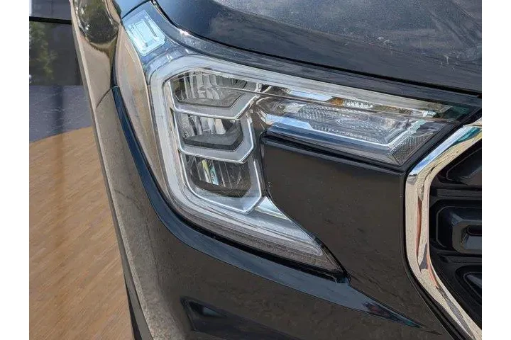 $27999 : GMC Terrain 2023 SLT 4dr SUV image 7