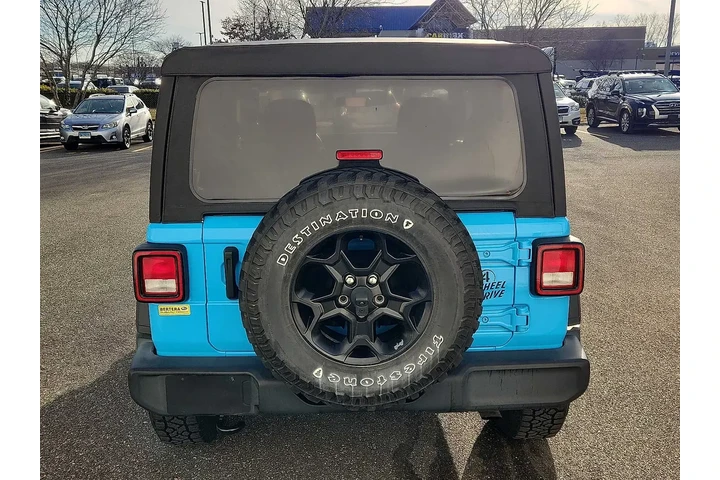 $18995 : Jeep Wrangler 2021 4x4 Willy image 5